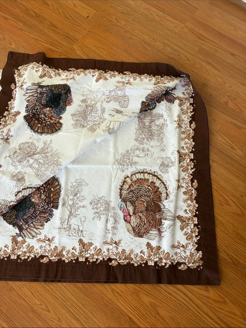 Williams Sonoma Plymouth Turkey Tablecloth 70